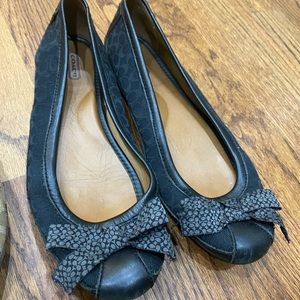 Coach flats